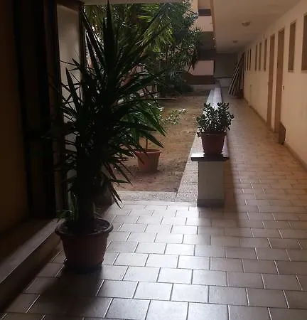 Casa Ilania アパート ヴィアレッジョ